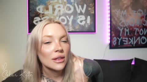 solar_kate online show from December 2, 7:34 pm