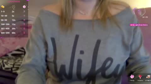 solesticia online show from November 21, 6:17 pm