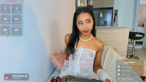 Soleyma online show from April 2, 3:19 pm