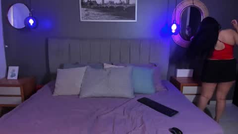 solo_brattdoll online show from May 27, 1:08 pm