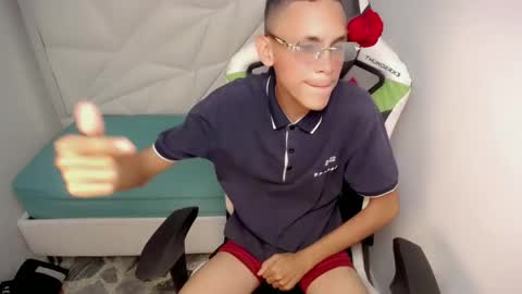 ESTEBAN online show from May 23, 6:09 am
