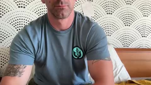 Some guy00 online show from September 29, 8:41 pm