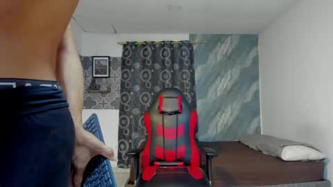 son_hades online show from April 16, 4:12 am