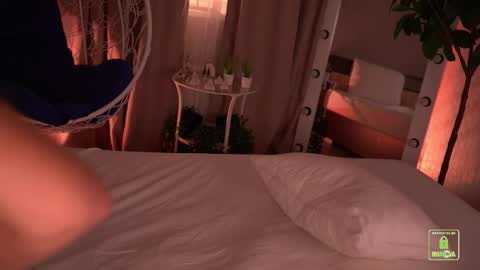 My name isSonya  online show from October 10, 6:47 pm