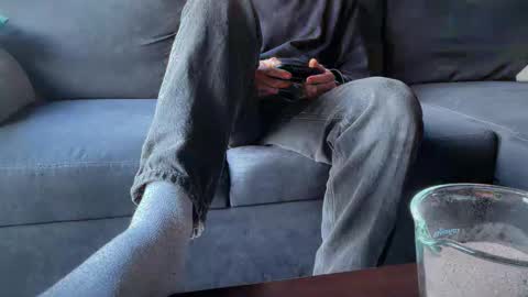 Sondages online show from February 7, 3:37 pm