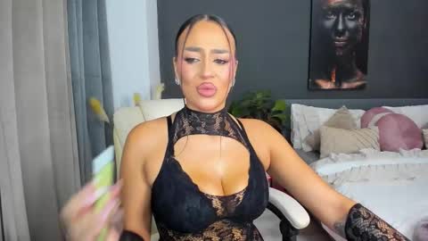 Snapshot of sonia__rey chatting on September 23, 7:53 pm Sonia Rey online show from September 23, 7:53 pm