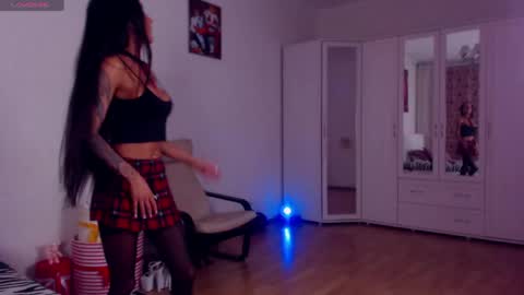 Sonja Ray online show from April 18, 12:40 pm