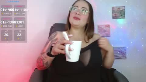 soofy online show from October 8, 3:24 am