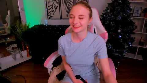 Litta online show from December 7, 8:55 pm