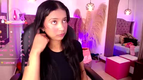 Shophi online show from November 18, 12:30 pm