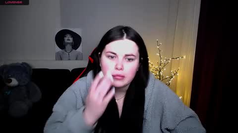 Snapshot of sophia__olsen chatting on February 16, 5:48 am sophia__olsen online show from February 16, 5:48 am