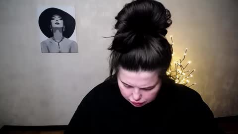 Snapshot of sophia__olsen chatting on October 3, 6:10 am sophia__olsen online show from October 3, 6:10 am