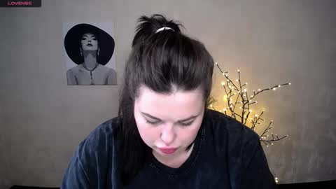 Snapshot of sophia__olsen chatting on September 9, 5:40 am sophia__olsen online show from September 9, 5:40 am