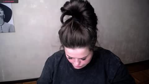 Snapshot of sophia__olsen chatting on September 23, 6:07 am sophia__olsen online show from September 23, 6:07 am
