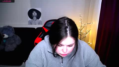 Snapshot of sophia__olsen chatting on February 27, 6:35 am sophia__olsen online show from February 27, 6:35 am