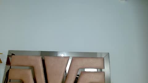 Sophia  online show from January 3, 8:01 pm