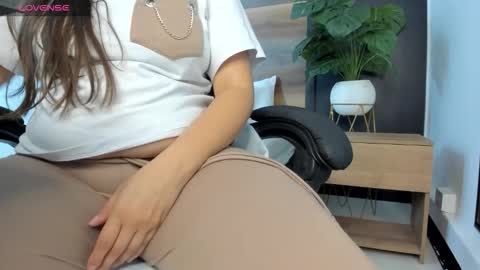 S O P H I A online show from December 15, 11:50 am