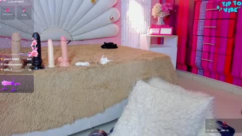 sophia online show from December 2, 11:57 pm