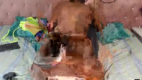 Sophia.. online show from April 17, 9:50 pm