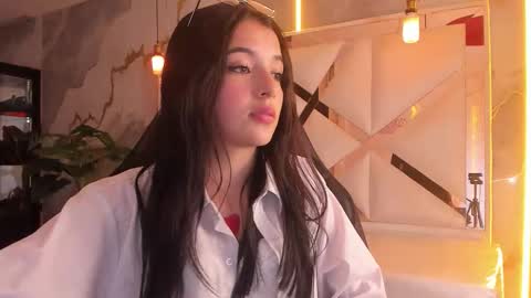 sophiadoll_tf online show from February 12, 9:29 pm