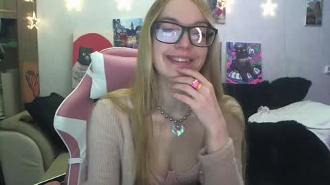 SophiaSonata online show from December 13, 7:53 pm