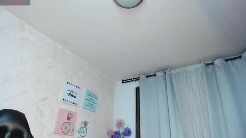   online show from November 11, 1:13 pm