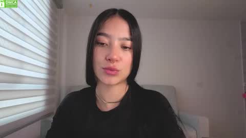 Snapshot of sophie_bbs chatting on October 17, 2:32 pm Sophie online show from October 17, 2:32 pm