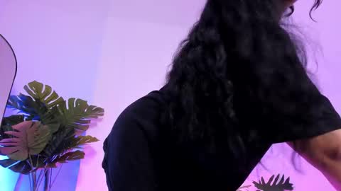 sophie_dallas online show from December 19, 4:02 pm