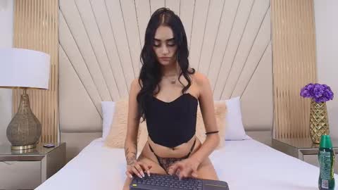 Snapshot of sophie_deargb chatting on September 11, 8:32 pm Sofia santodomingo online show from September 11, 8:32 pm