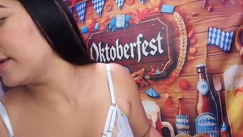 Snapshot of sophie_hils chatting on September 26, 12:13 pm sophie online show from September 26, 12:13 pm