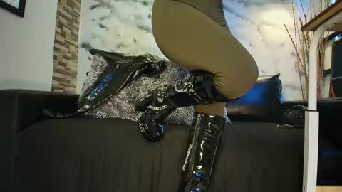 Sophie online show from September 17, 1:47 pm