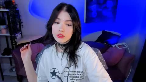 sophie_nomenal_ online show from November 27, 2:47 pm