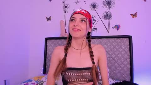 Sophie online show from April 4, 11:01 pm