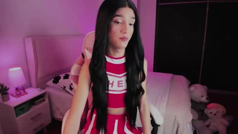 Snapshot of sophiecornett chatting on October 11, 12:59 am    online show from October 11, 12:59 am