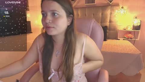 Sophie  online show from March 28, 2:07 pm