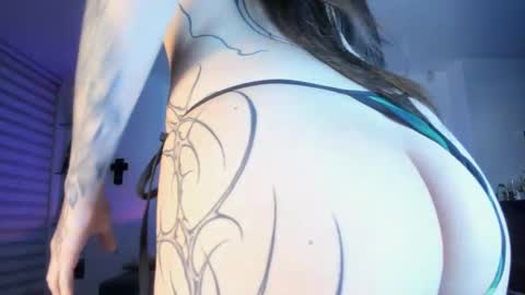 SOPH  online show from November 30, 7:26 am