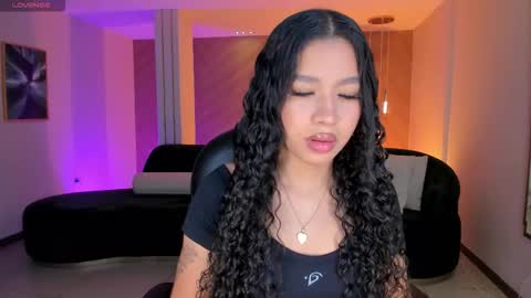 Sophie Houston online show from December 4, 4:12 am