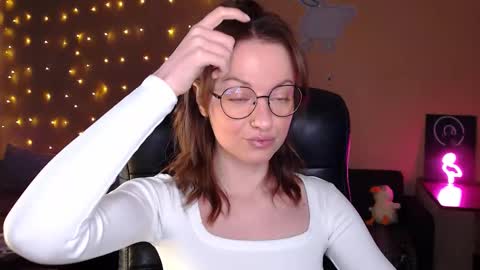 sophieleroux online show from March 27, 11:11 am