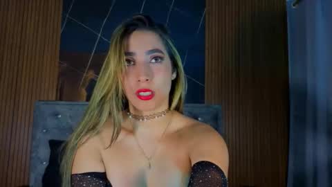 sophiexx__ online show from March 19, 12:38 am