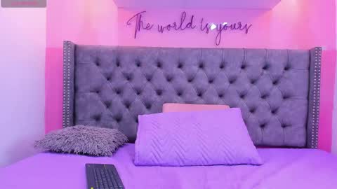 Sophii  online show from April 14, 9:29 pm