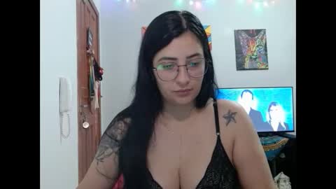 sophirivers online show from October 18, 9:30 pm