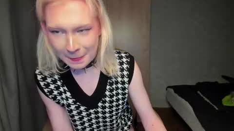 soska_albinosk online show from January 15, 8:06 pm