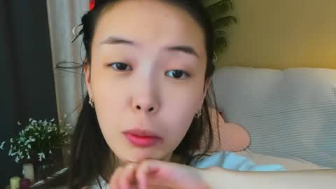 soulharmoonyy online show from April 20, 3:31 am