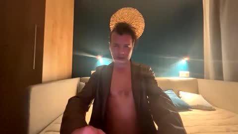 Litchie69 online show from March 28, 12:12 am