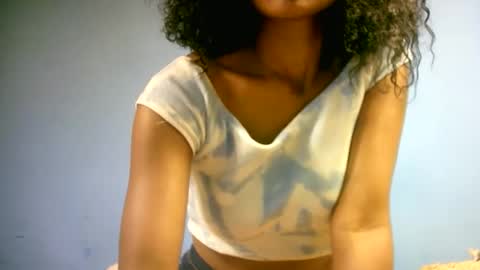 sourayaa online show from March 30, 1:22 pm