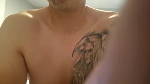 southboy2410 online show from September 18, 5:17 pm