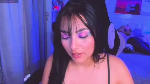 Lili online show from December 13, 10:27 pm