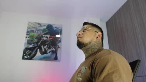 soy_apolo online show from October 25, 3:34 pm