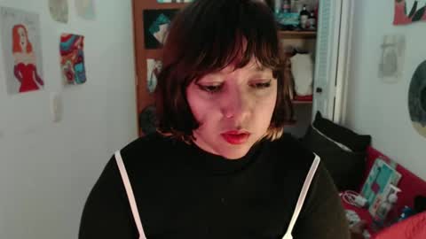 Snapshot of soynanabela chatting on October 24, 2:01 am Nana Bela online show from October 24, 2:01 am