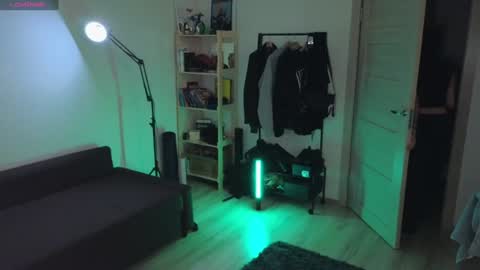 Roxy online show from January 16, 6:27 pm